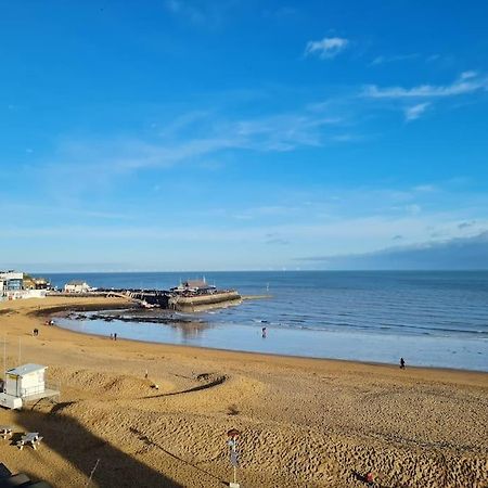 Spacious 3 Bed Home In The Heart Of Broadstairs Bagian luar foto